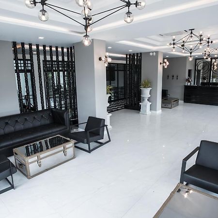 Haus Hotel Udonthani Exterior foto
